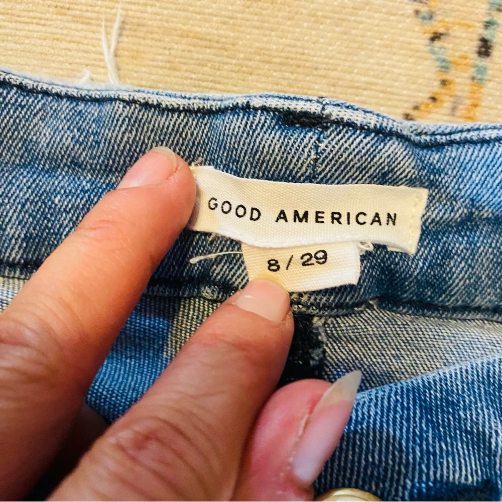 Good American Good Straight Split Pockets Jeans - Picture 8 of 9